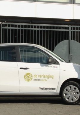 Sasha Van Agt Sasha Van Agt